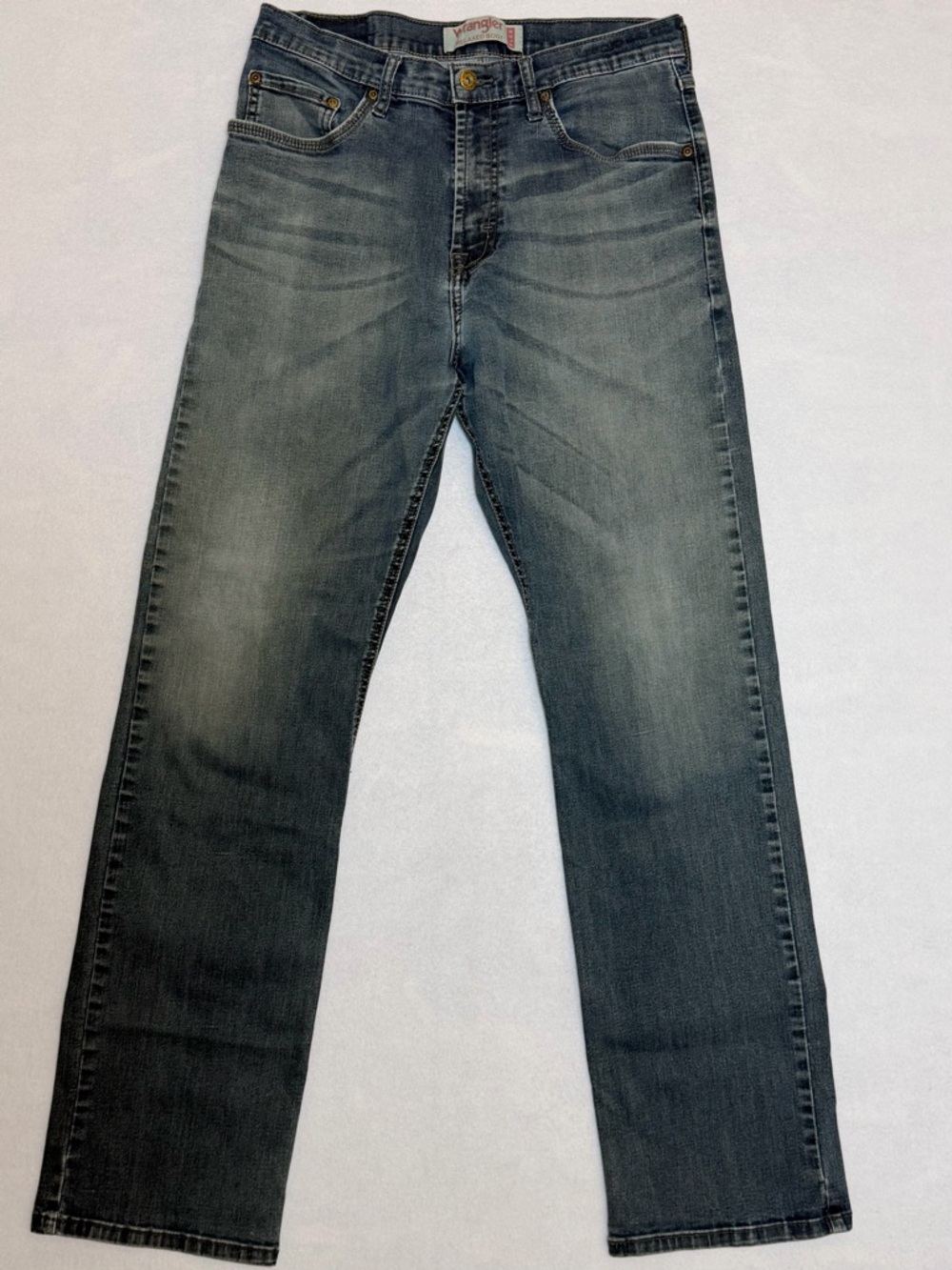 Wrangler Relaxed Boot Cut Jeans Men’s Blue Medium Wash Flex Denim Pants